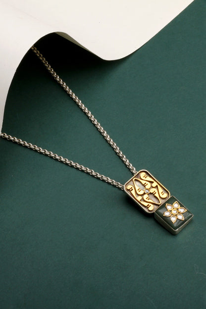 Amira Kundan & Onyx Embellished Pendant Necklace 