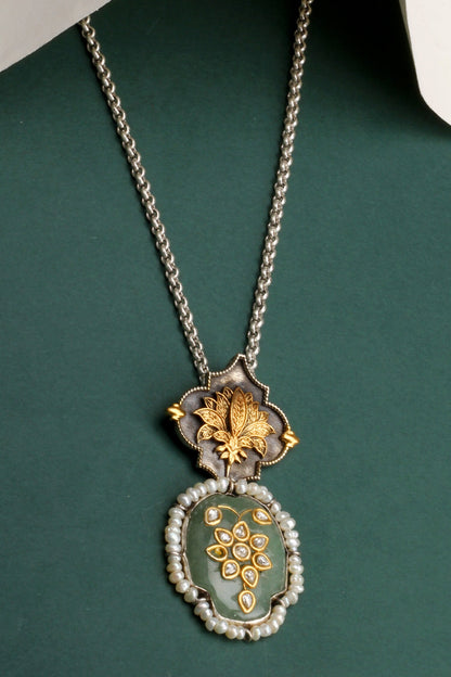 Shanaya Floral Carved Pendant Necklace 