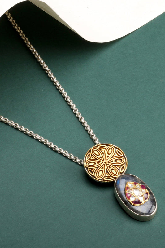Bitli Carved Pendant Necklace 