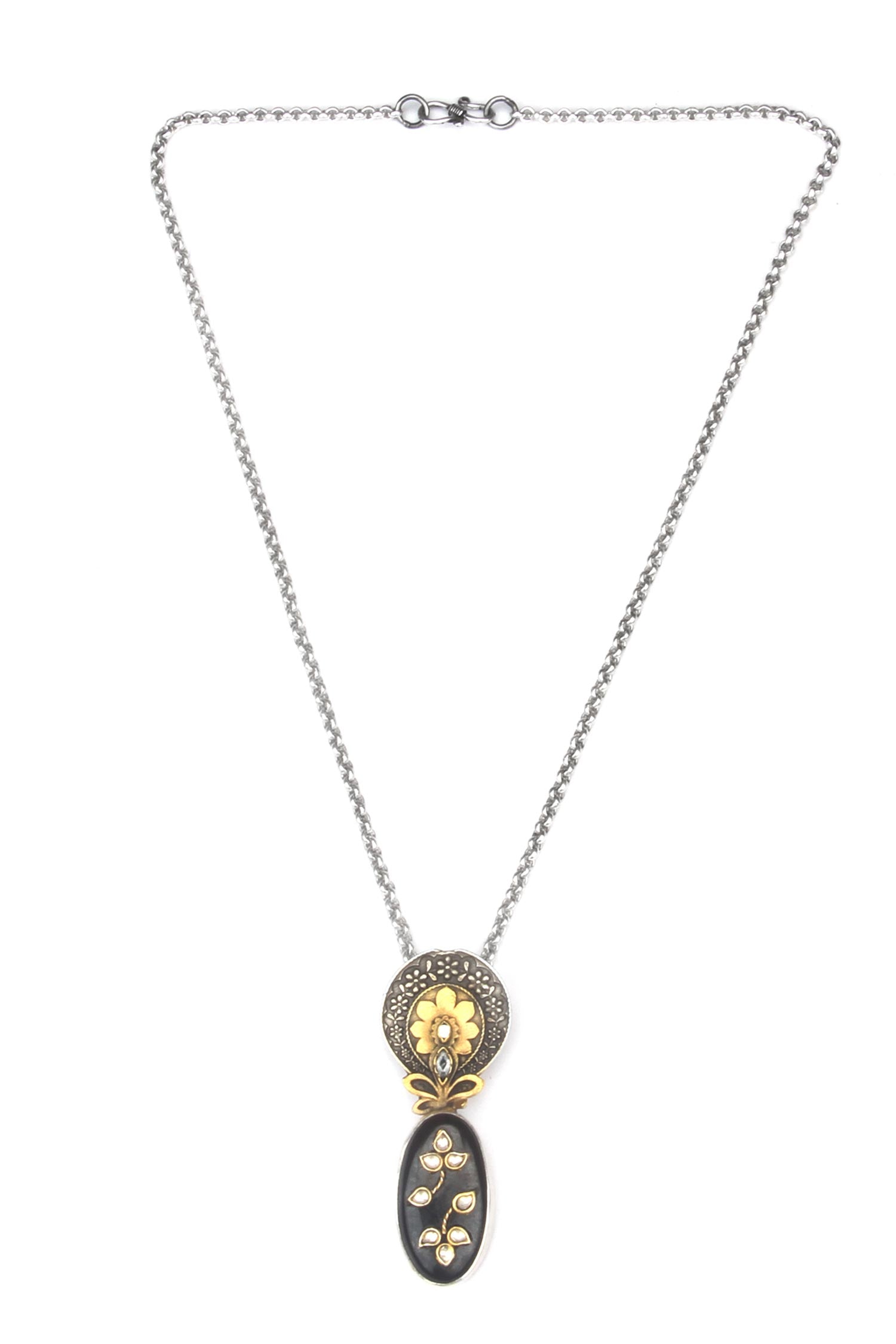 Blessy Floral Carved Pendant Necklace 