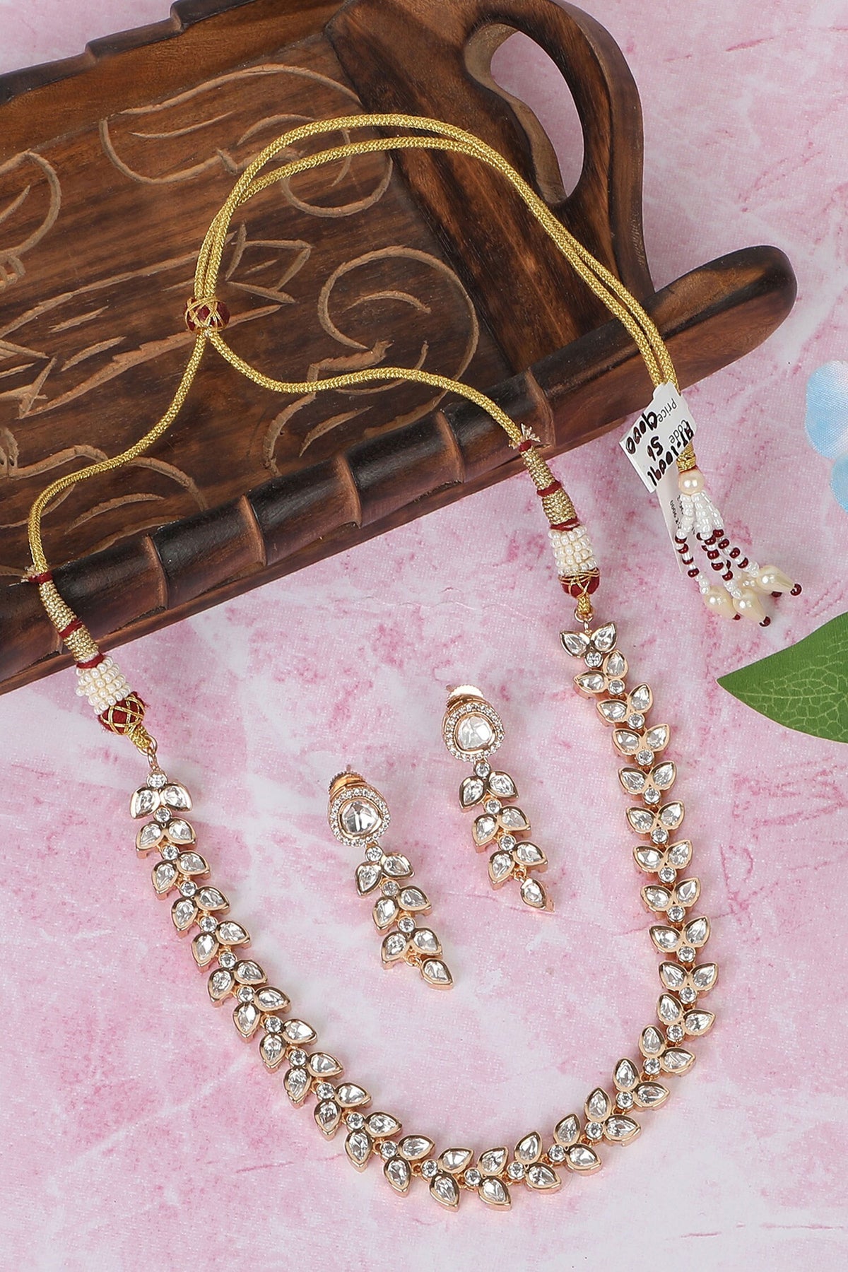 Kundan Leaf Embellished Necklace Set 