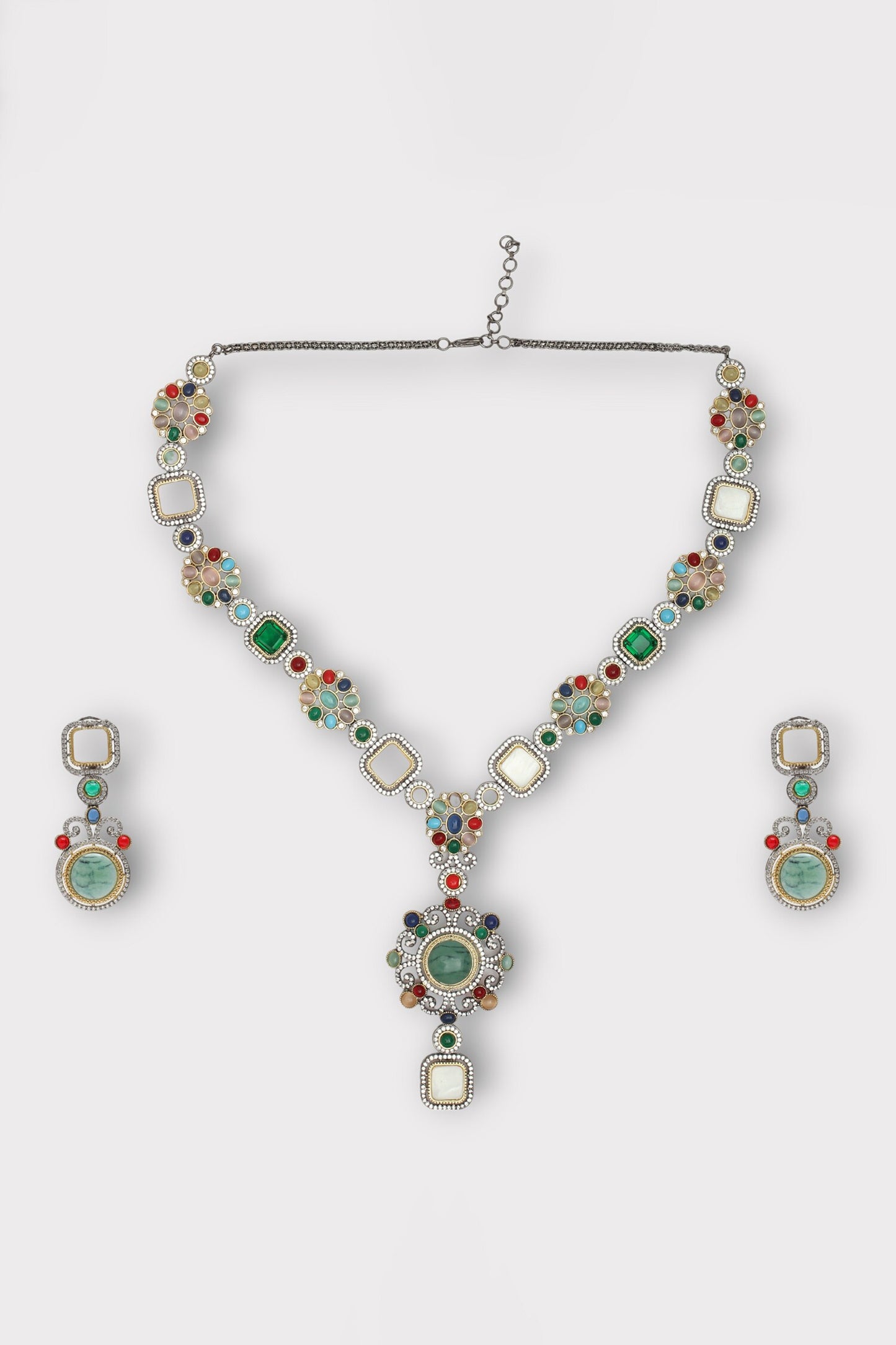 Graceful Stone Studded Floral Necklace Set 