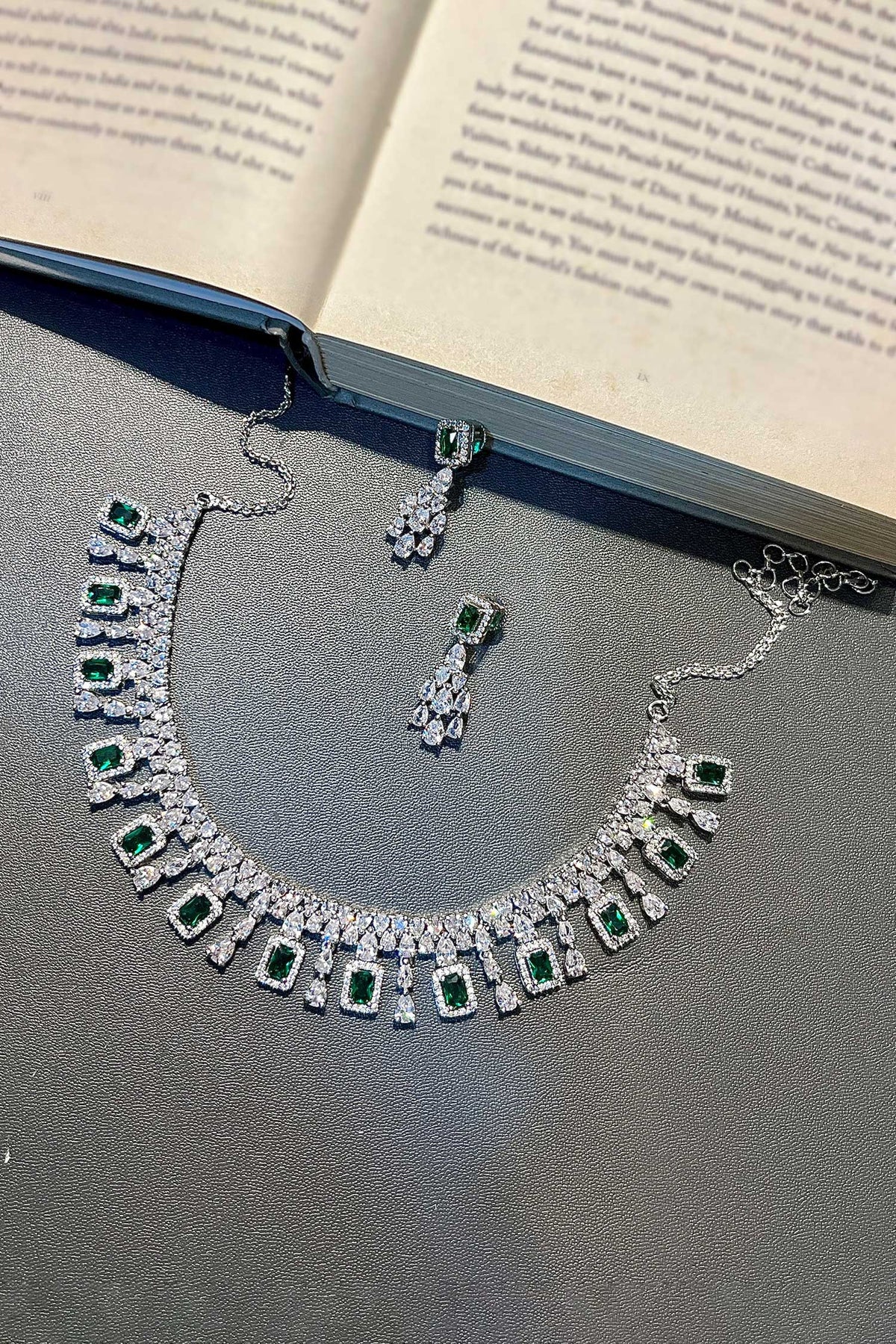 Zirconia Embellished Choker Set 