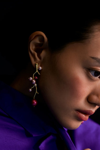 Berries Abstract Carved Earrings 