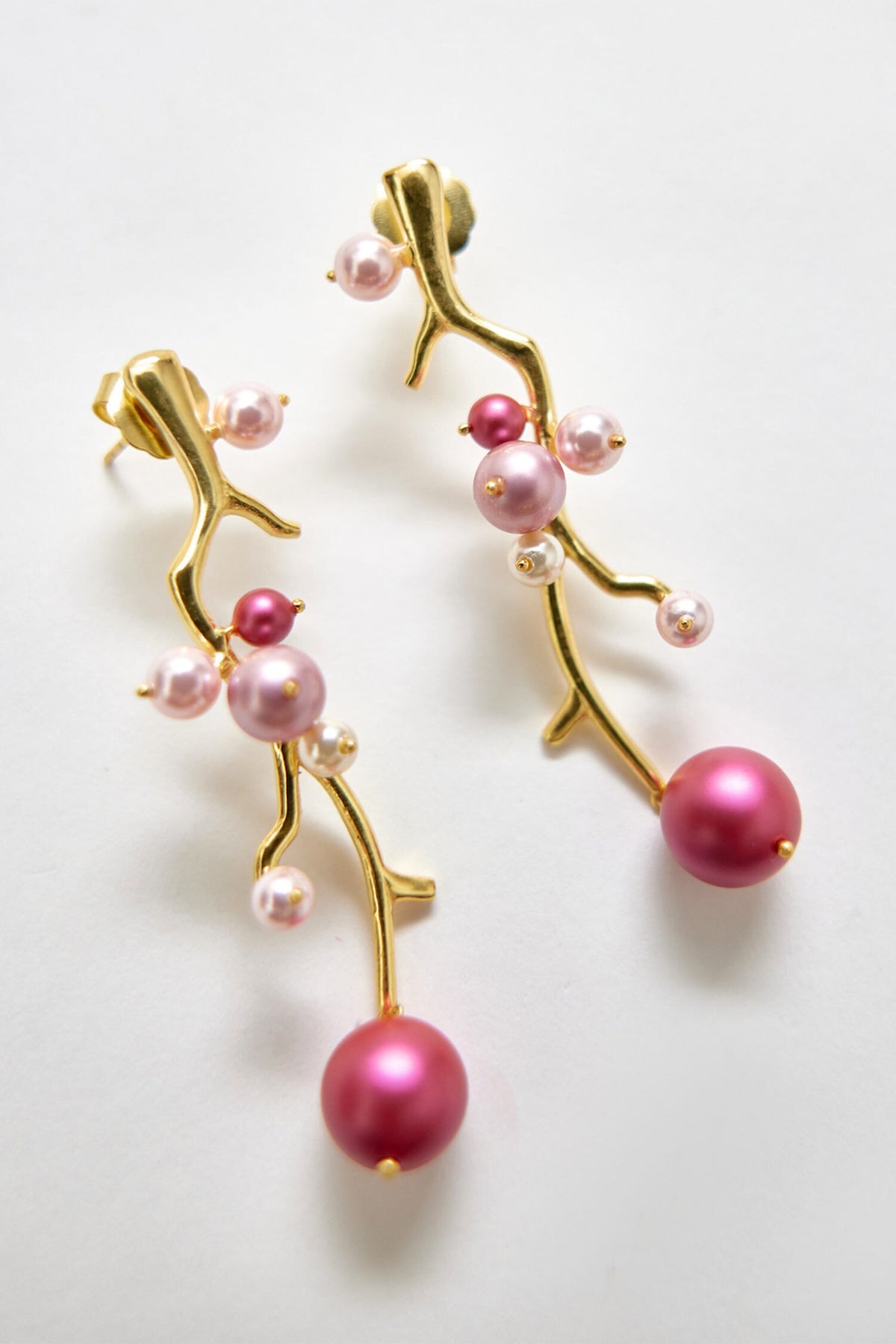 Berries Abstract Carved Earrings 