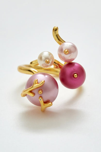 Kent Pearl Embellished Ring 