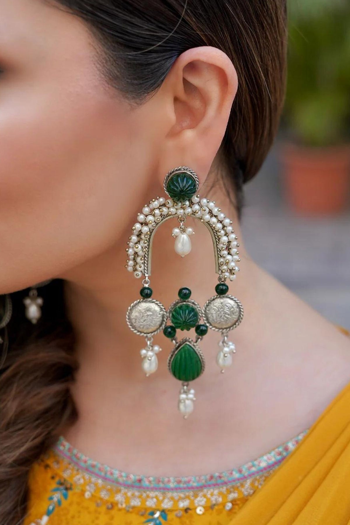 Tashi Geometric Carved Earrings 