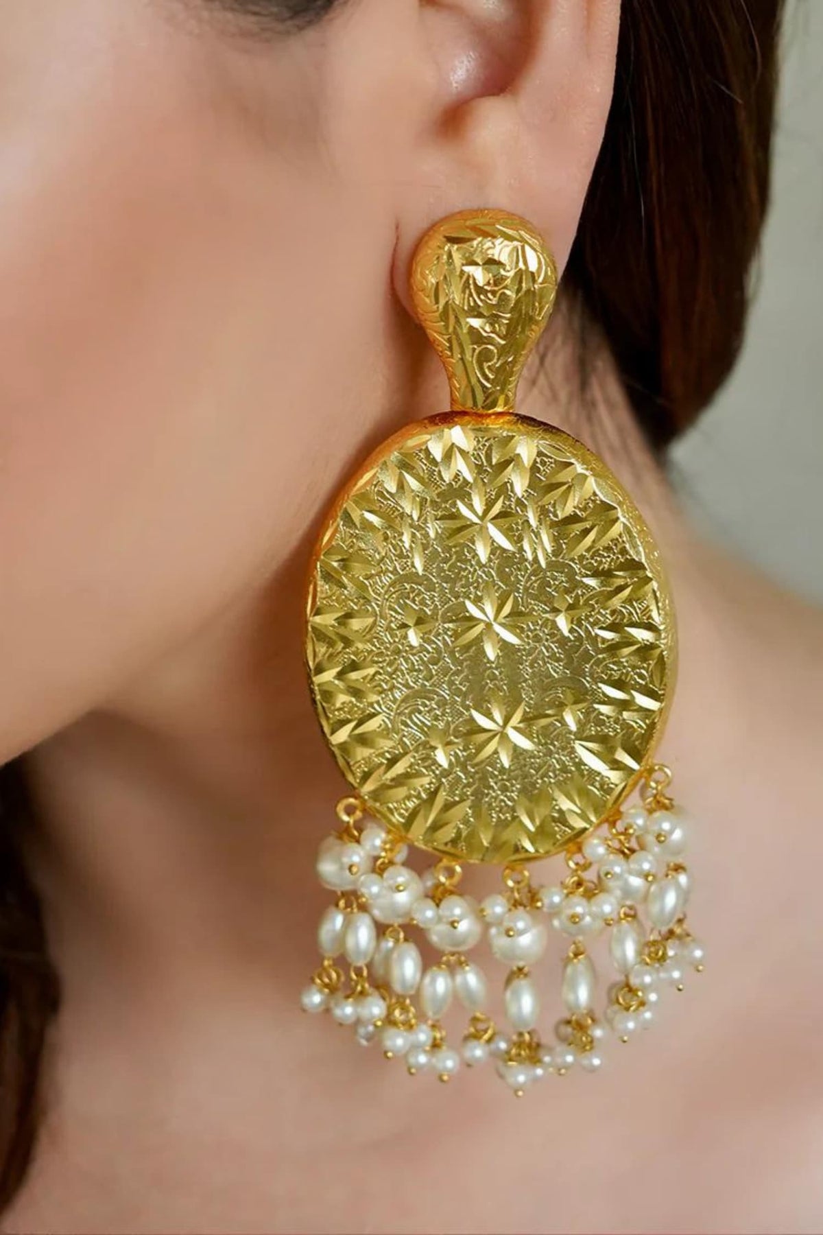 Hema Geometric Carved Danglers 