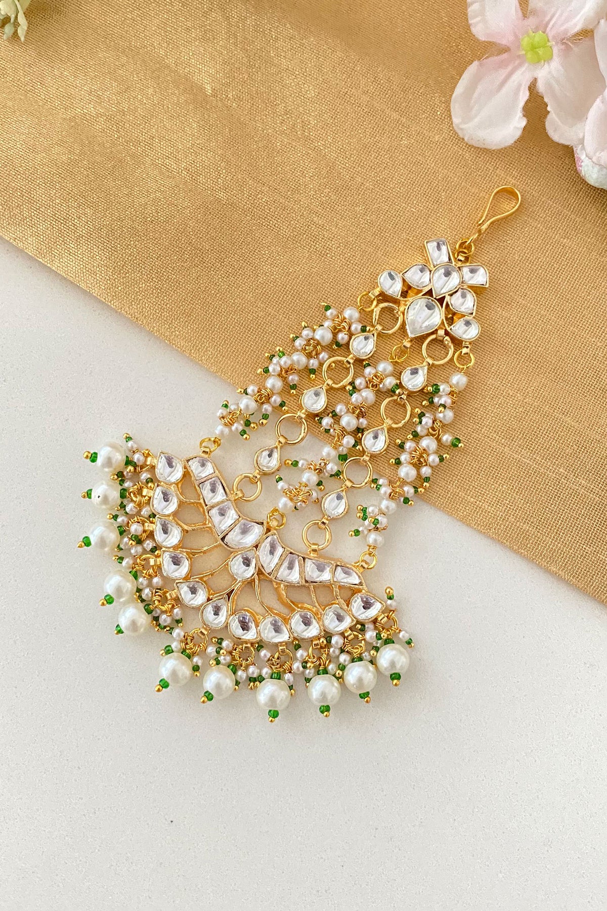 Kundan Embellished Passa 