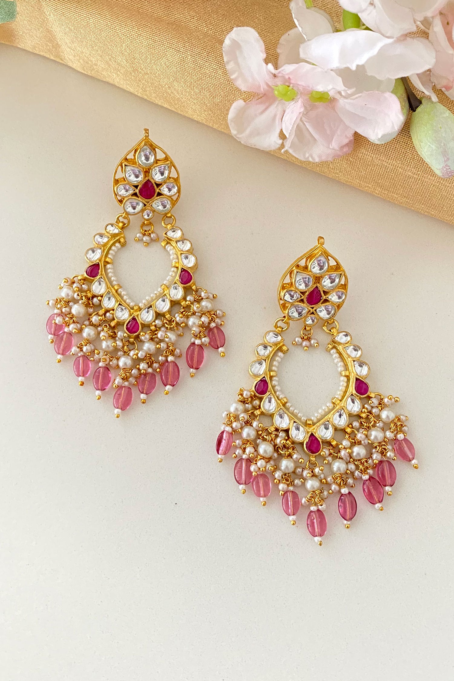 Kundan Embellished Droplet Earring 