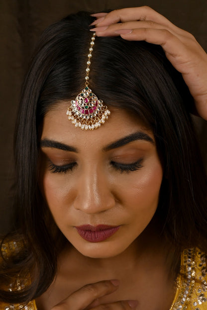 Kundan Embellished Maangtikka 