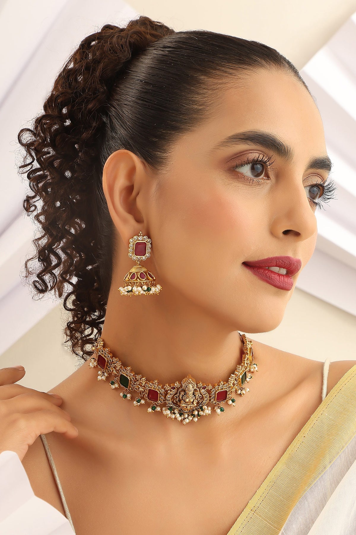 Carved Goddess Choker Set 