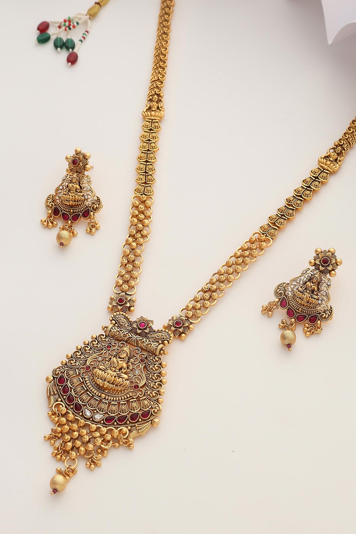 Goddess Carved Motif Long Temple Necklace Set 