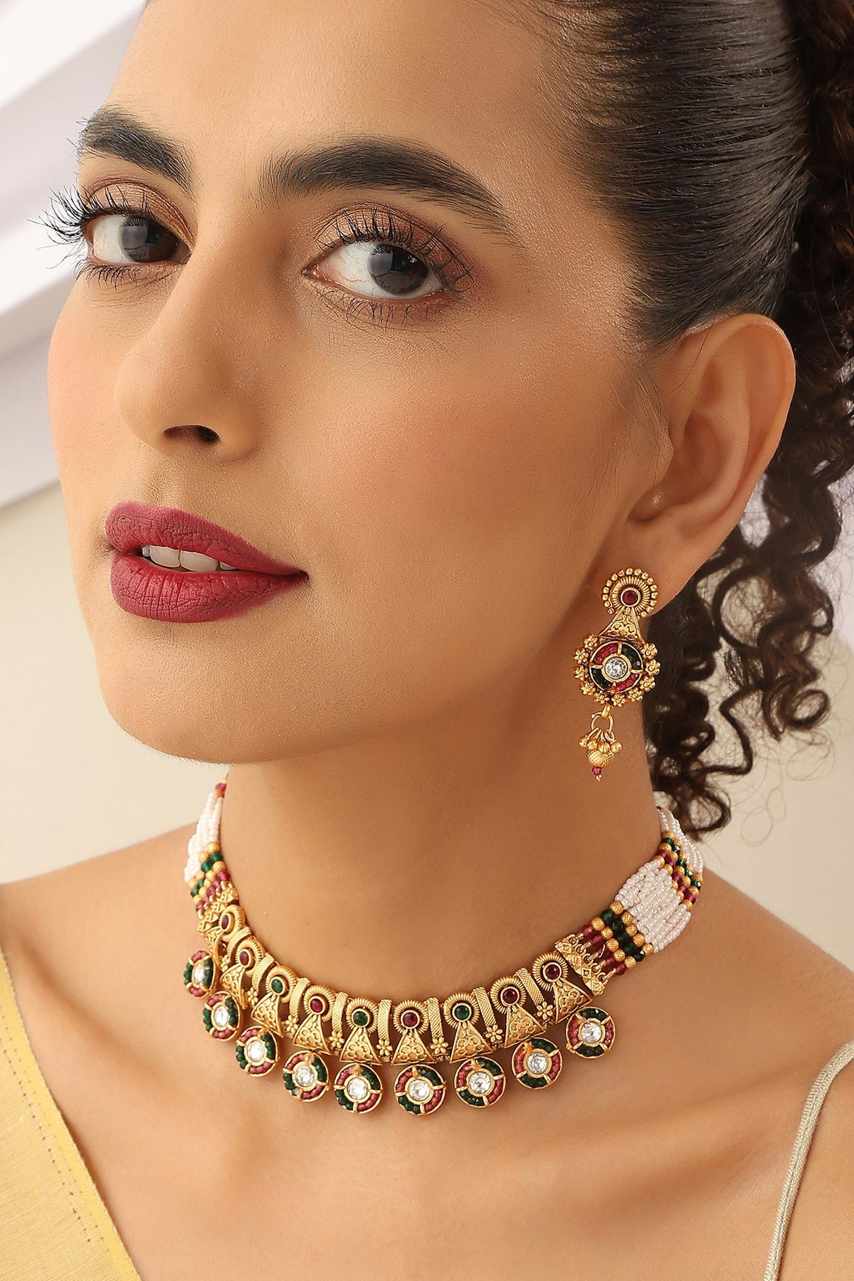 Geometric Stone Embellished Choker Set 