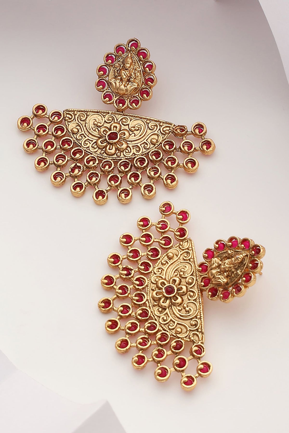 Carved Chaandbali Earrings 