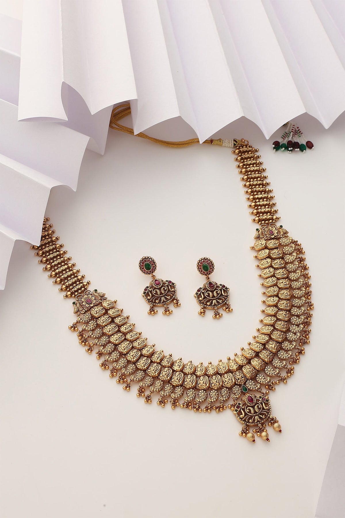 Layered Motif Carved Necklace Set 