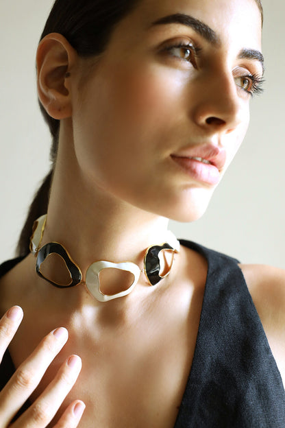Tidal Abstract Motif Necklace 