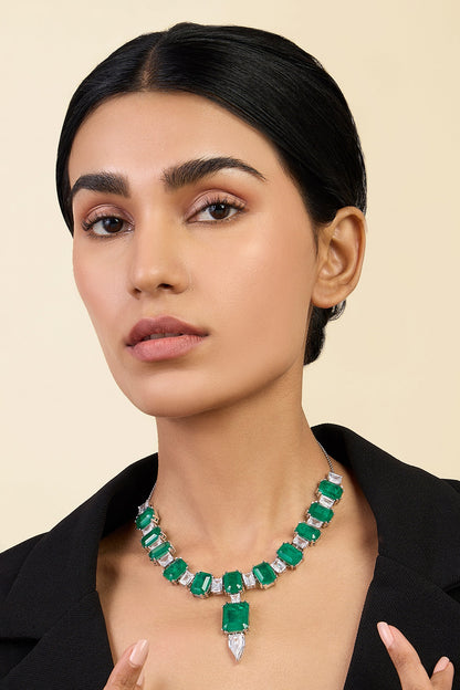 Doublet Emerald Stone Embellished Drop Choker 