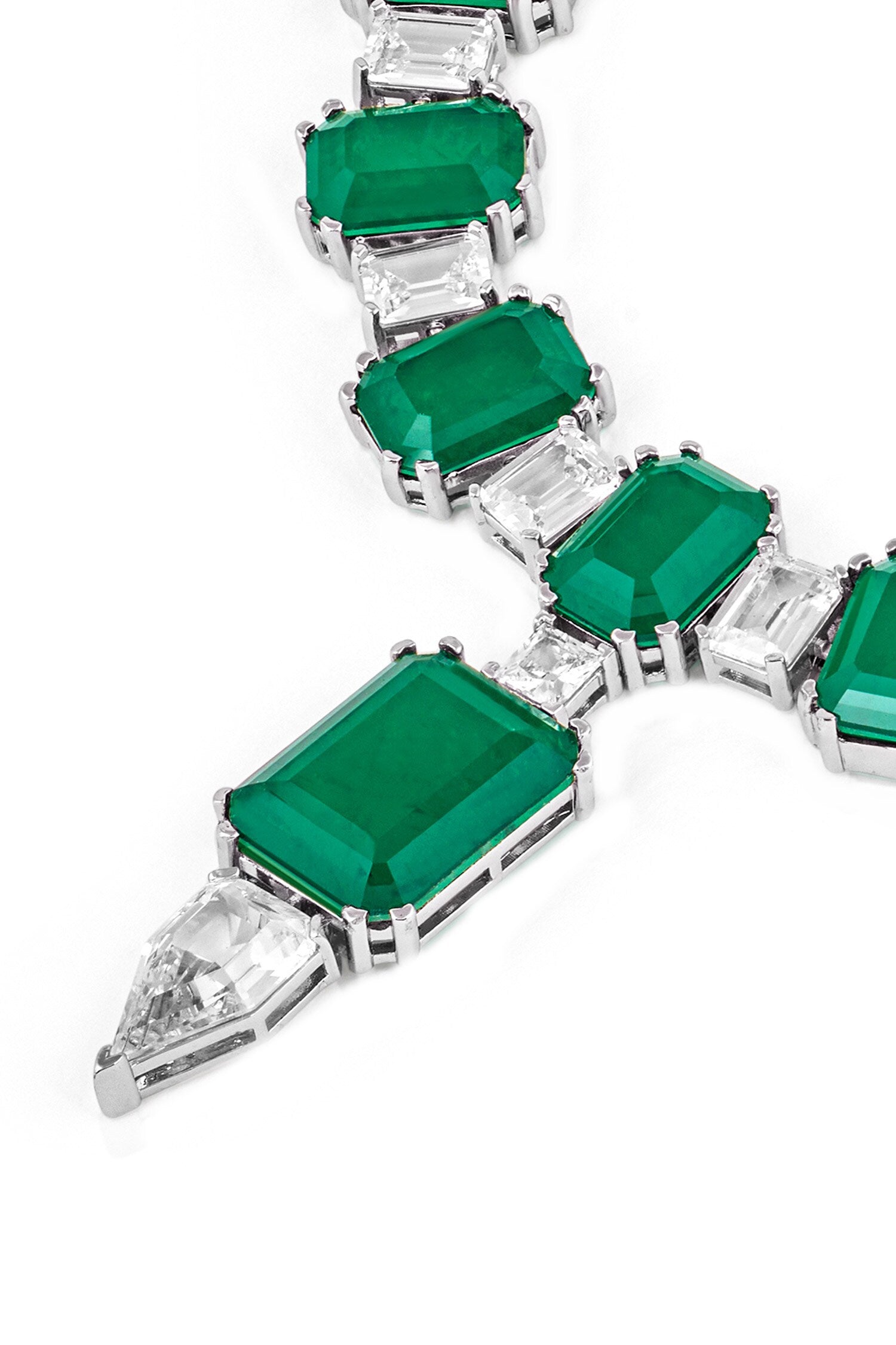 Doublet Emerald Stone Embellished Drop Choker 