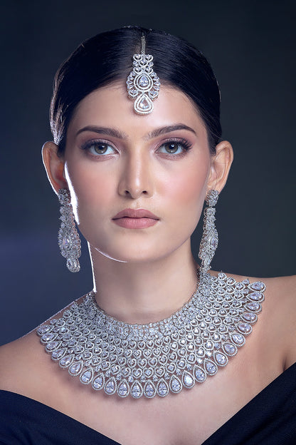Zircon Cutwork Embellished Jewellery Set 