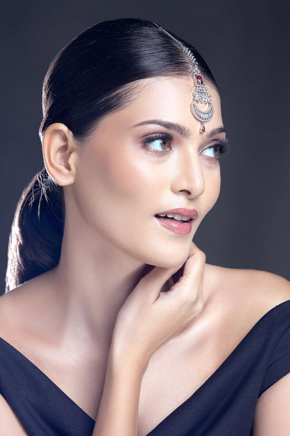 Zircon Embellished Maangtikka 
