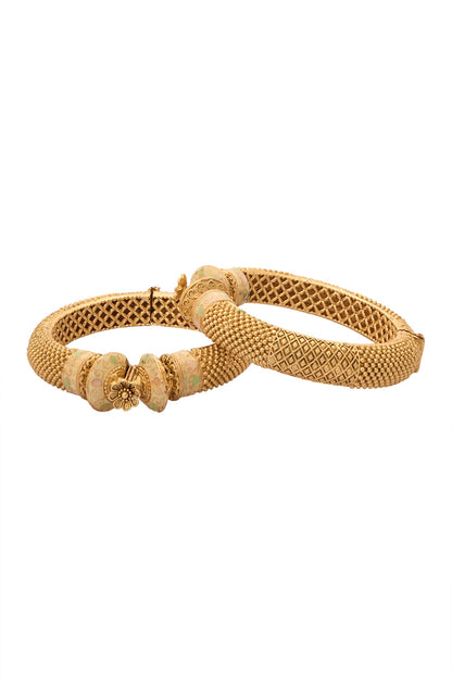 Floral Carved 2 Pcs Bangles 