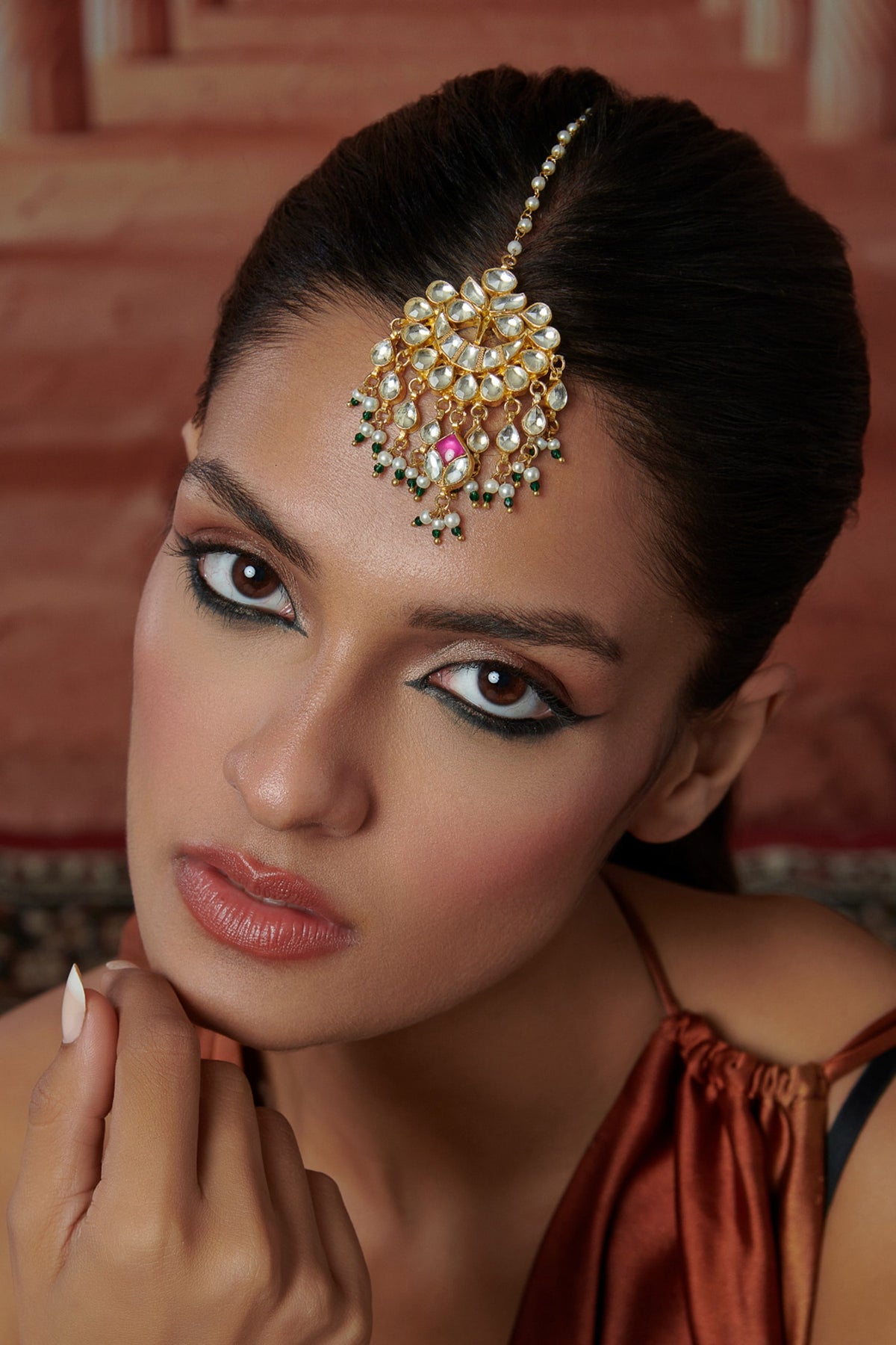 Kundan & Pearl Embellished Maangtikka 