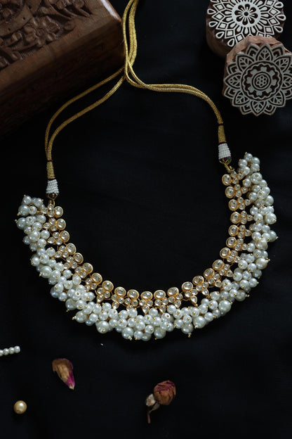 Kundan & Pearl Embellished Necklace 