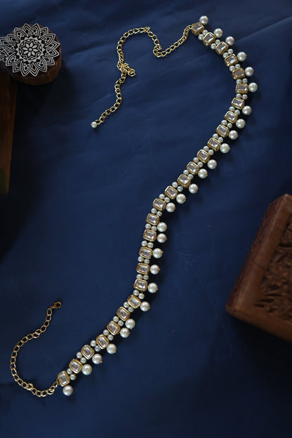 Kundan Pearl Embellished Adjustable Kamarbandh 