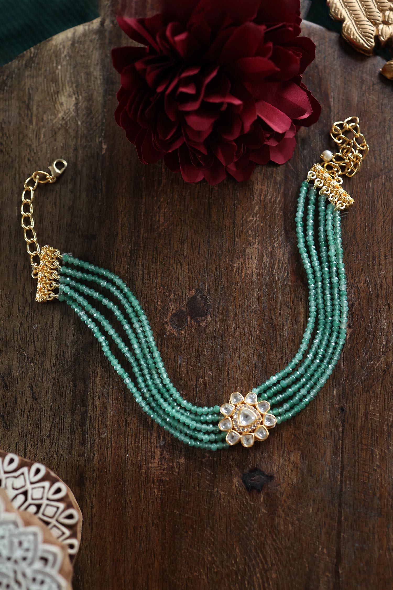 Floral Unit Onyx Embellished Choker Necklace 