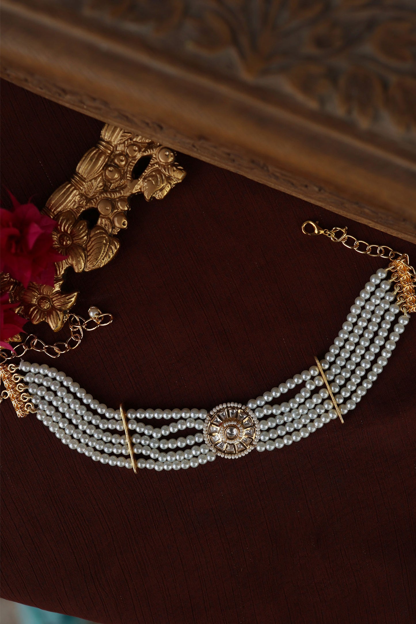 Phool Kundan Studded Pearl Choker 