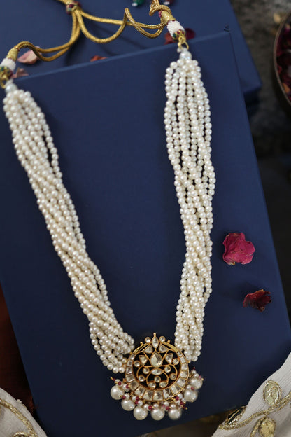Kundan Chand Bloom Pearl Pendant Necklace 