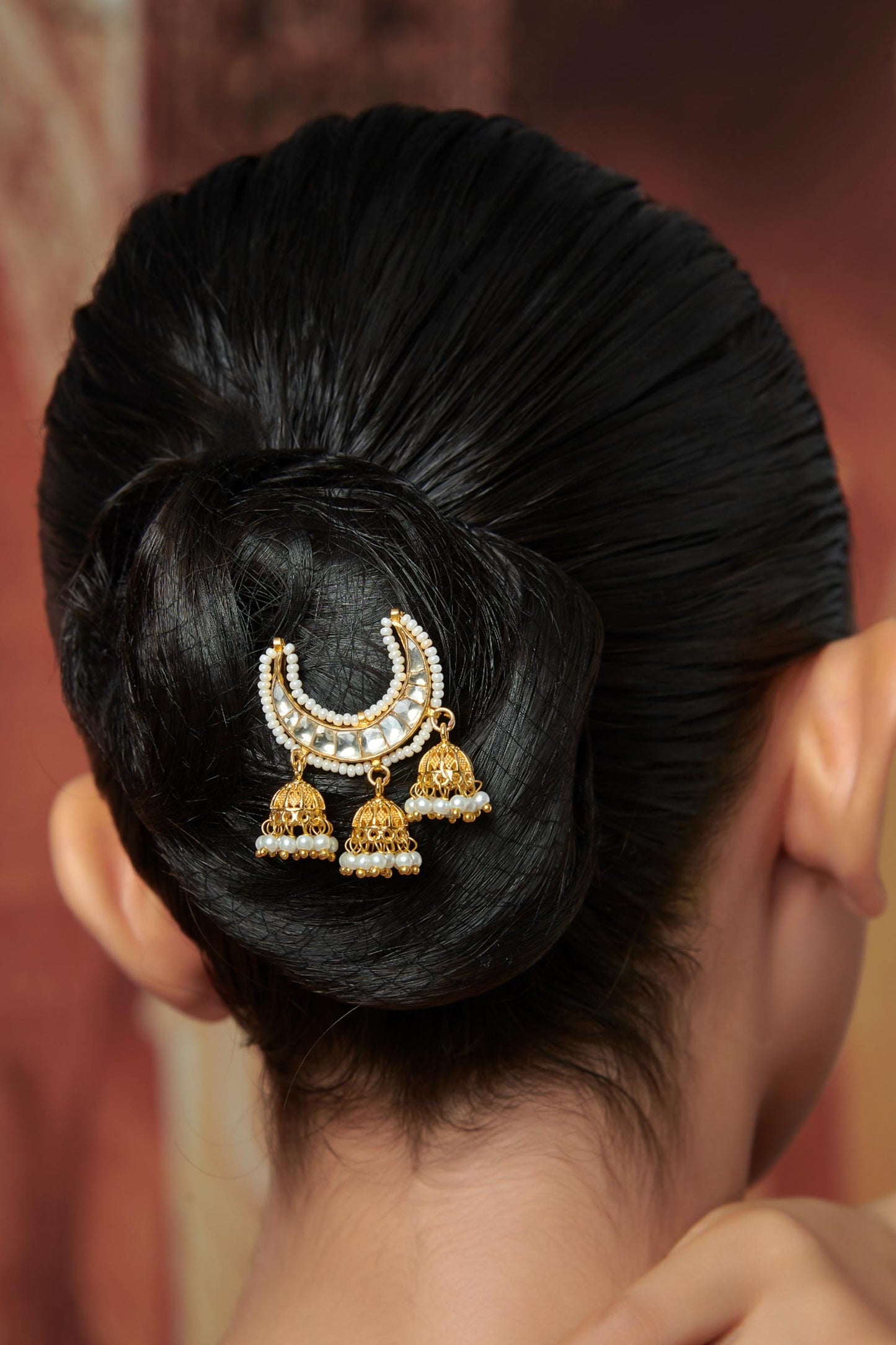 Noor Kundan Embellished Braid Pin 