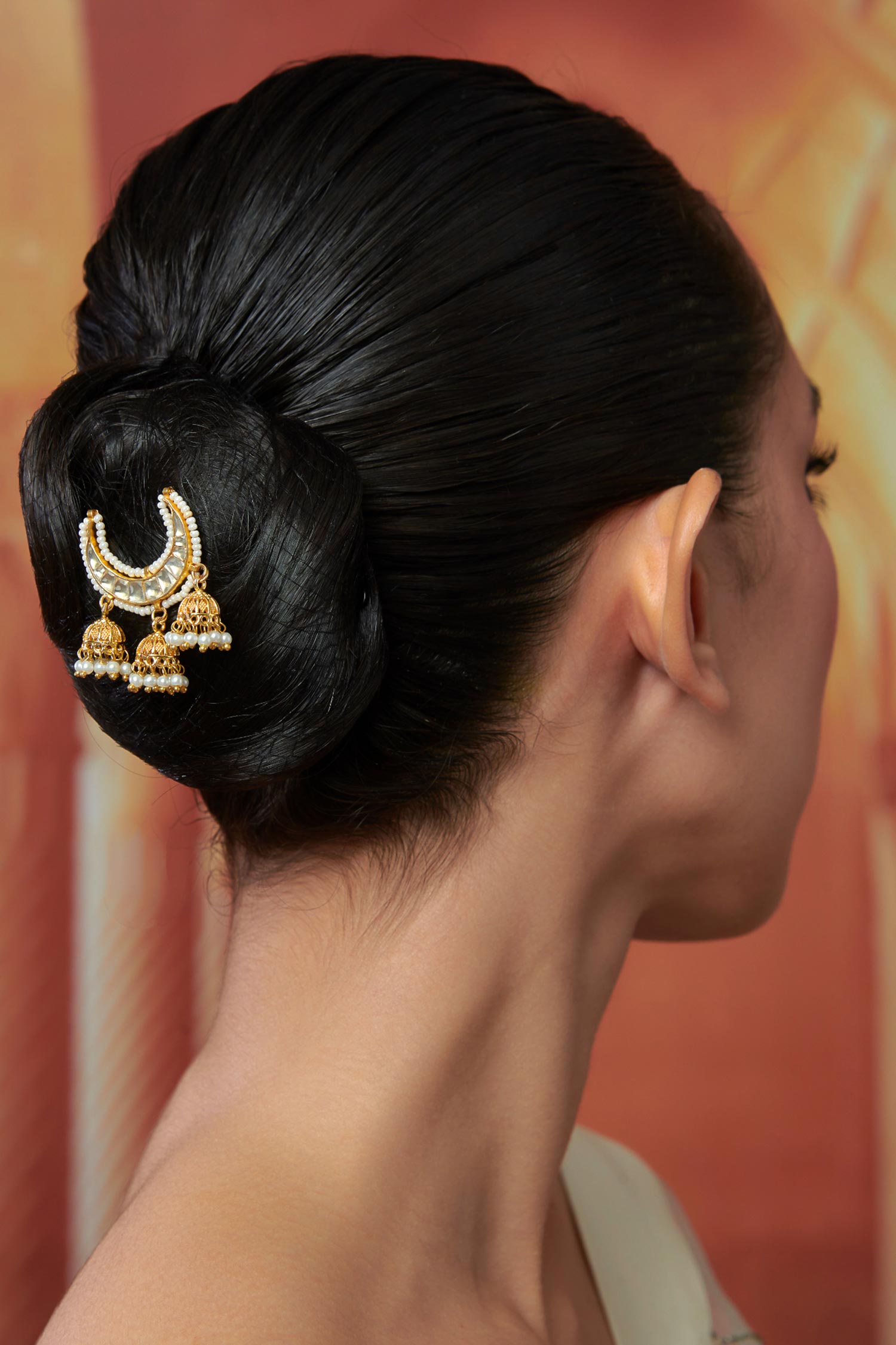 Noor Kundan Embellished Braid Pin 