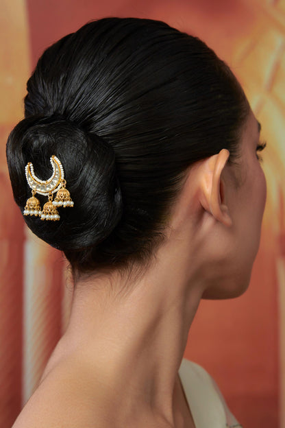 Noor Kundan Embellished Braid Pin 