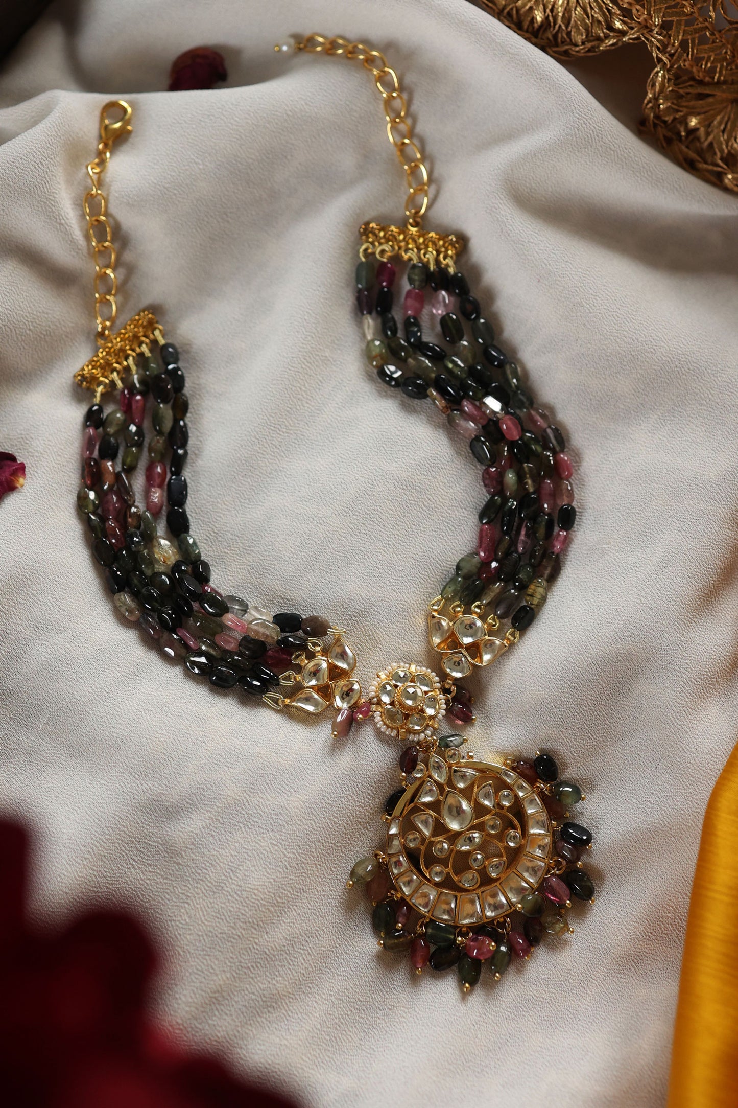 Floral Motif Carved Pendant Necklace 