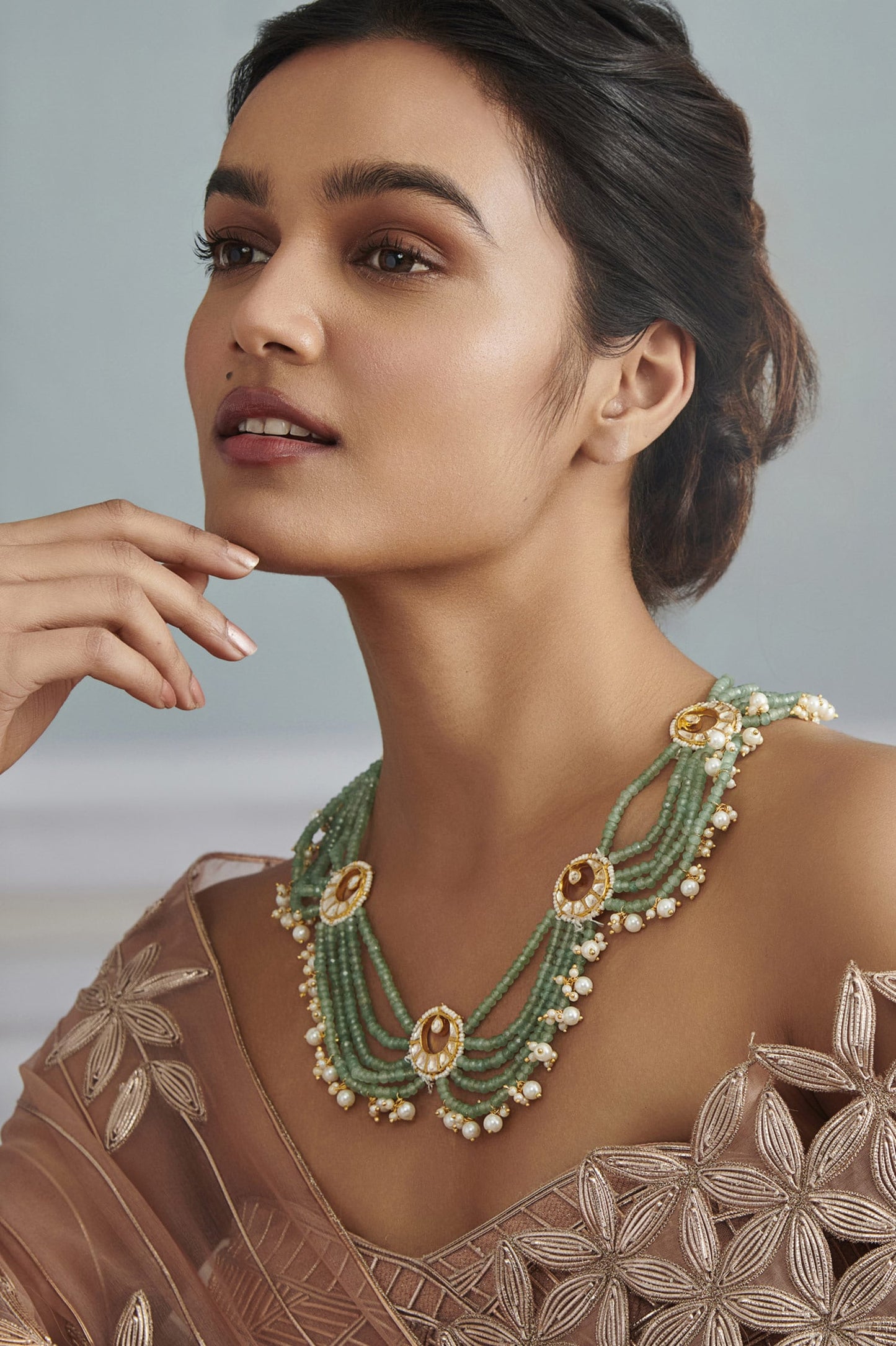 Scallop String Embellished Necklace 