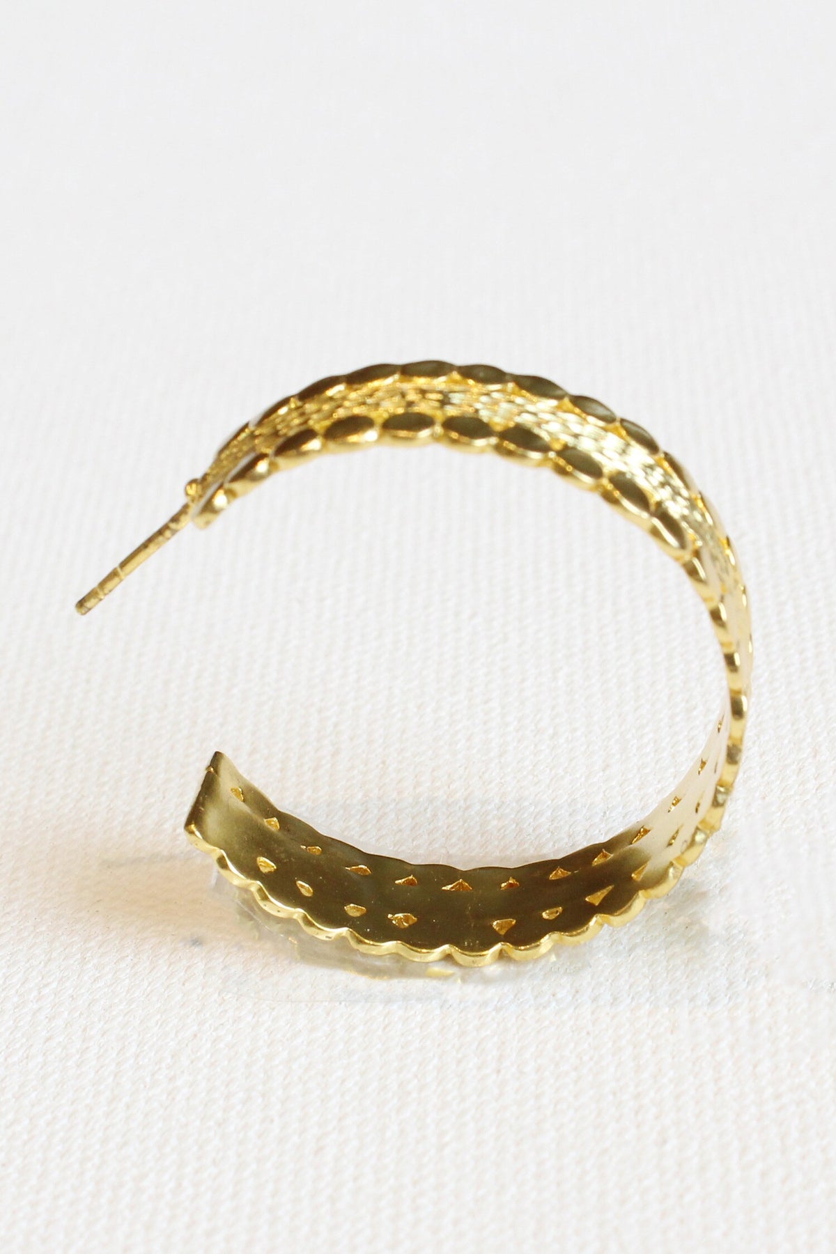 Suni Textured Hoops 