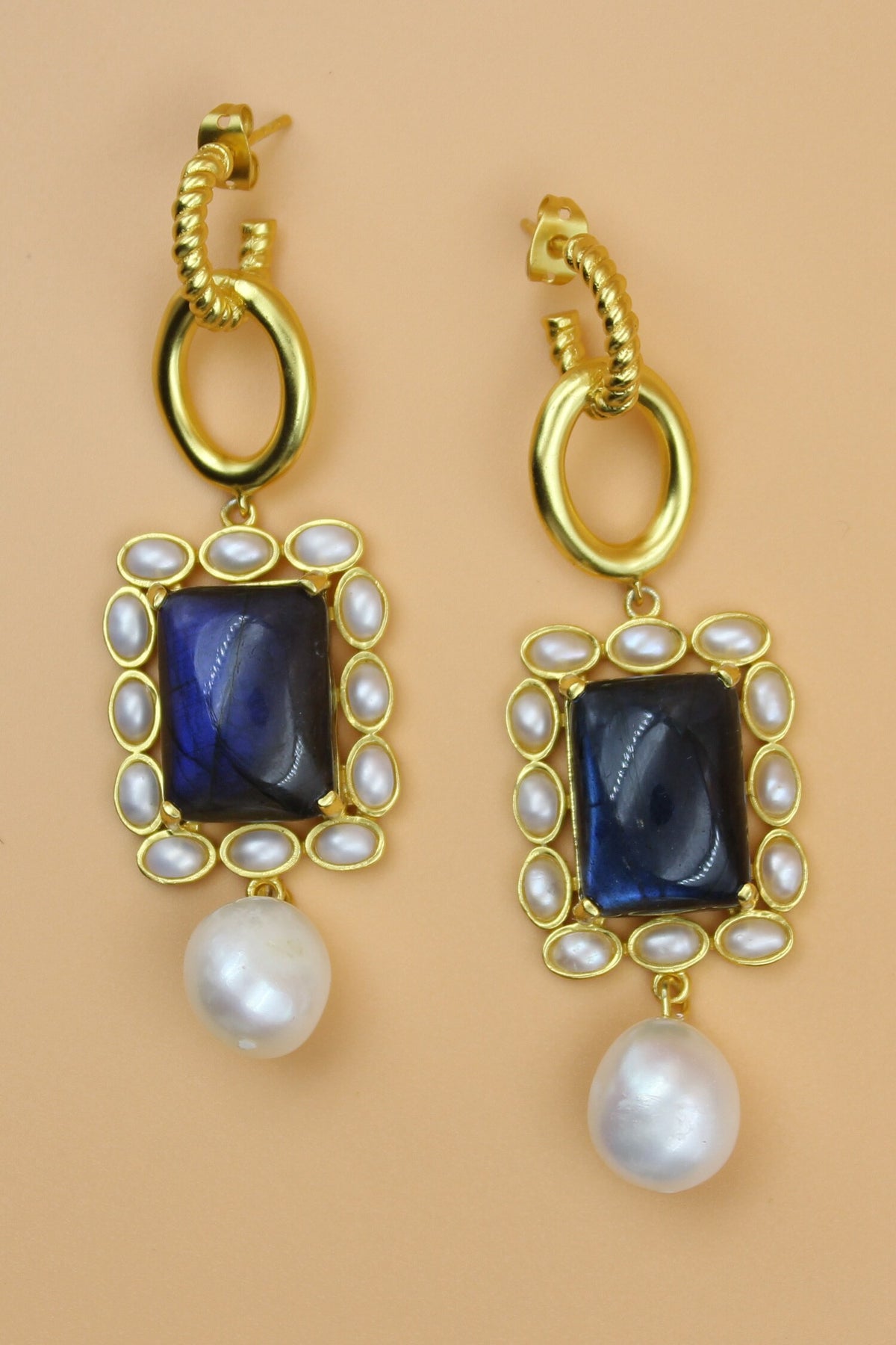 Gris Pearl Drop Earrings 