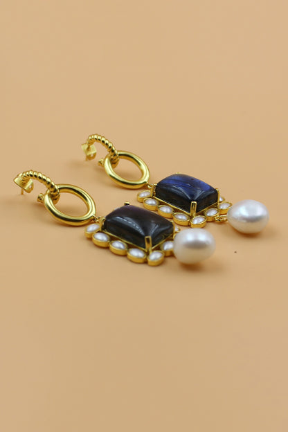 Gris Pearl Drop Earrings 