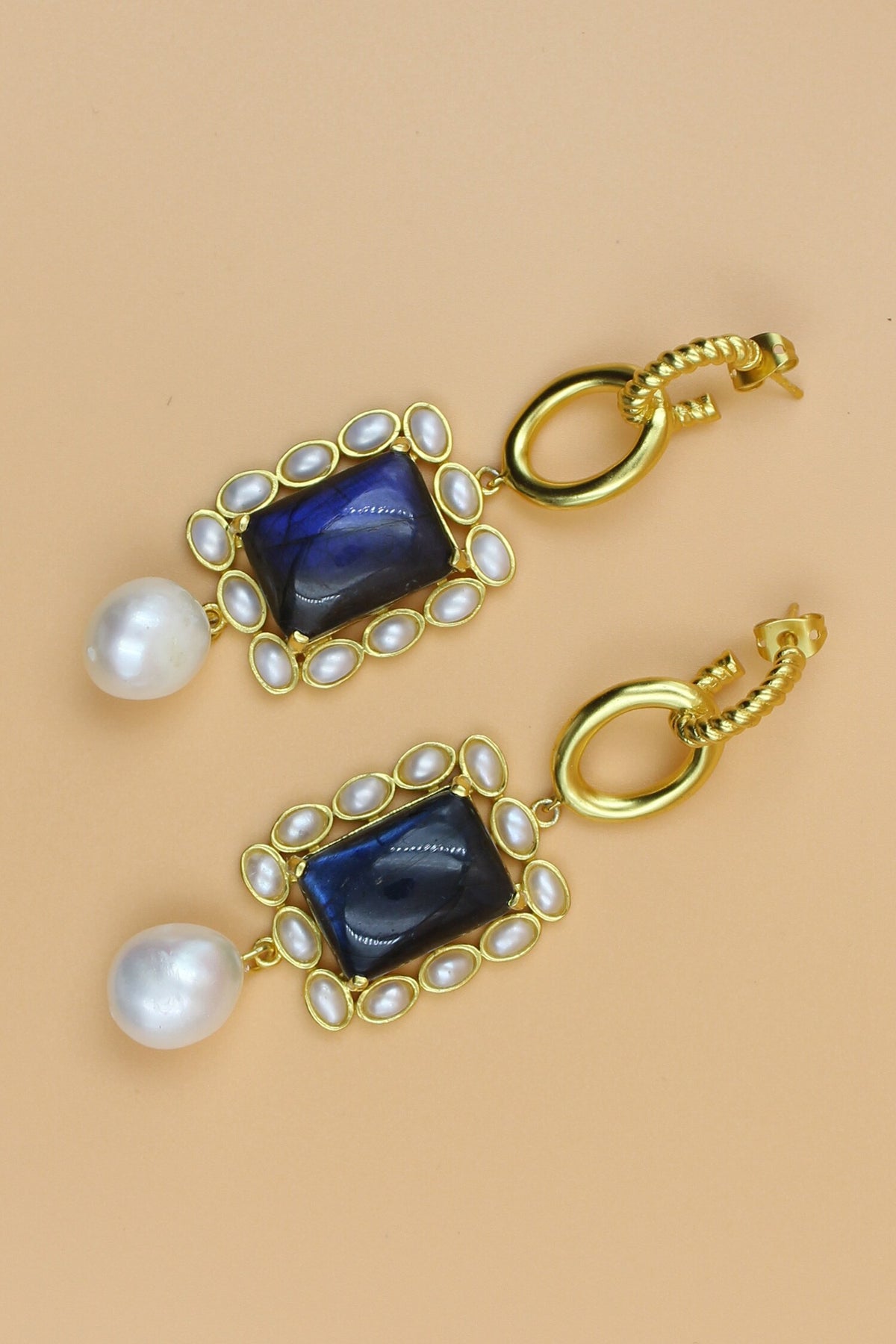Gris Pearl Drop Earrings 