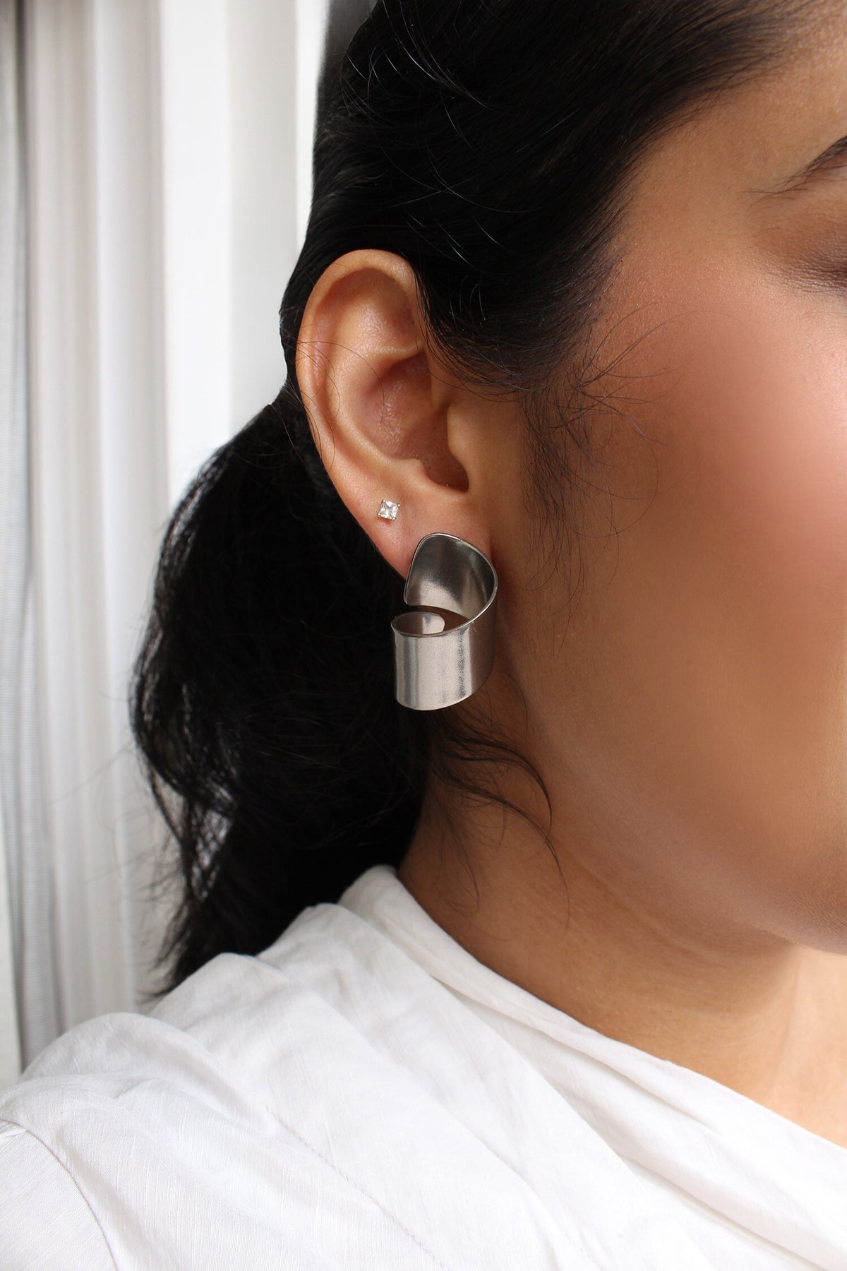 Deneb Glint Studs 