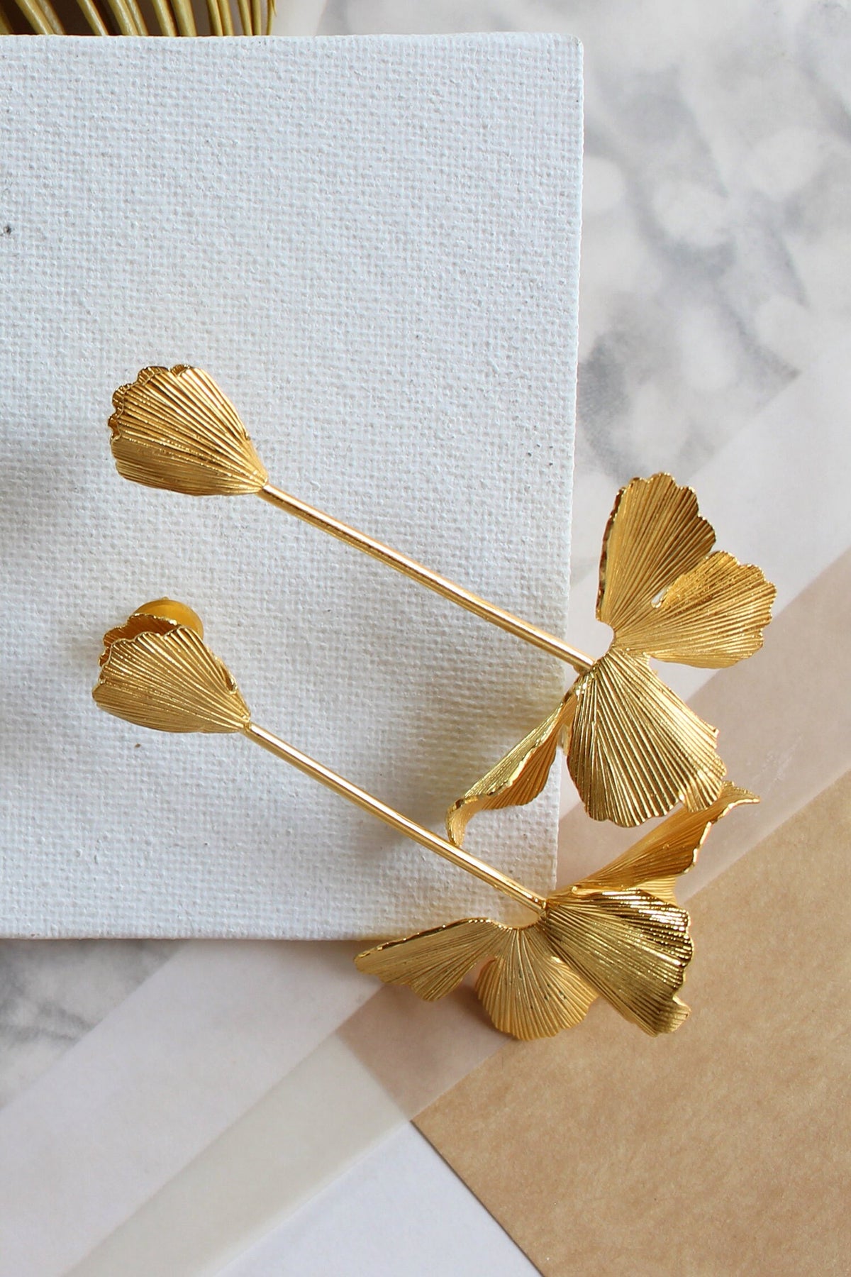 Fiore Persannes Danglers 