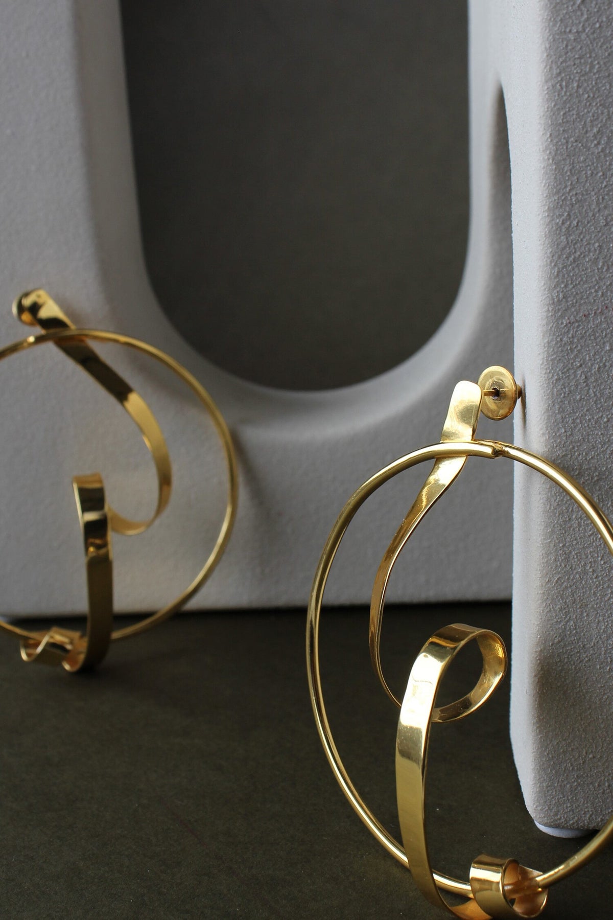 Intertwined Ribbon Hoops 