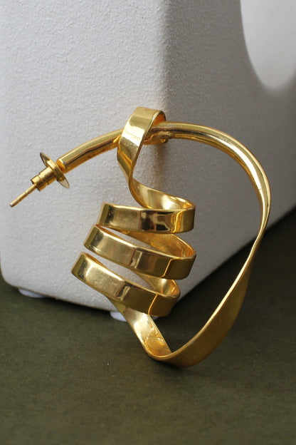 Draco Twisted Ribbon Pattern Earrings 