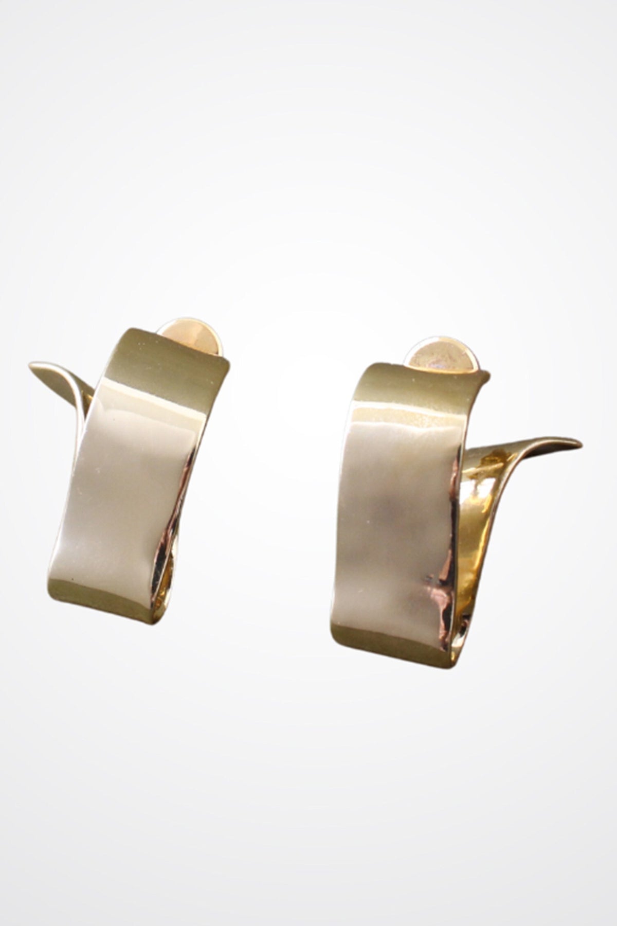 Rigel Rippling Ribbon Pattern Earrings 