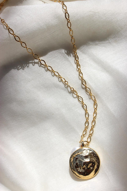 Lune Soleil Pearl Pendant Necklace Set 