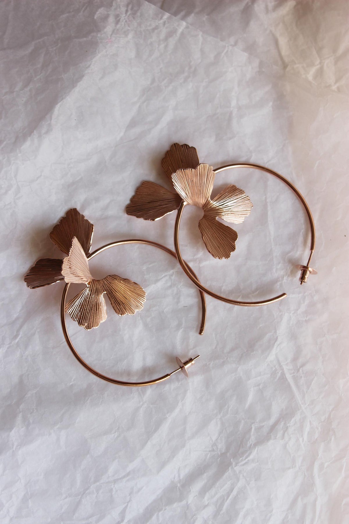 Fiore Textured Petal Hoops 