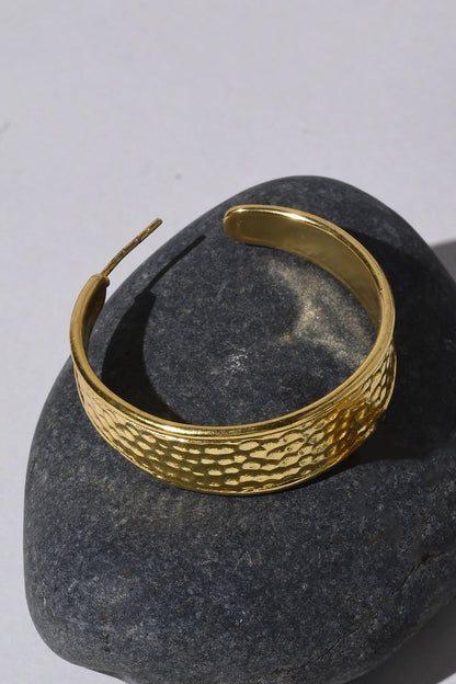 Hailey Textured Hoops 