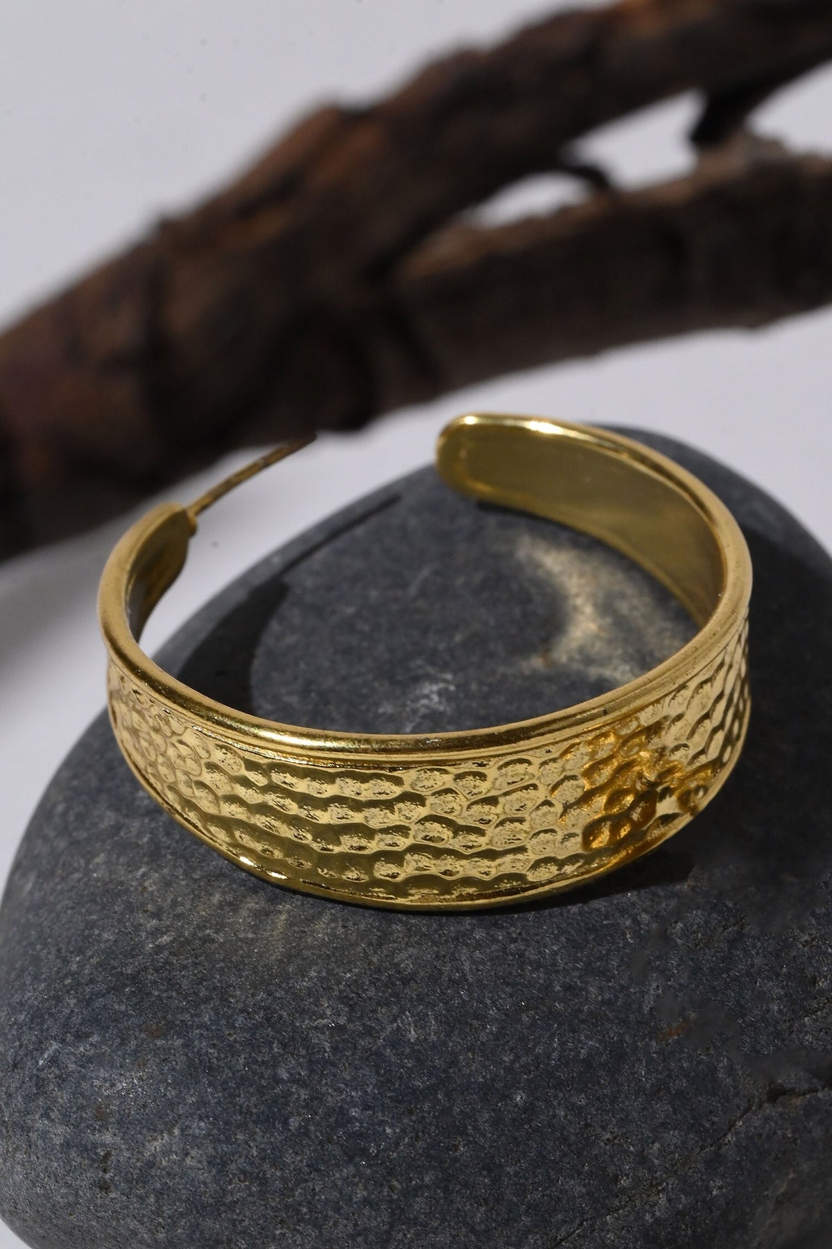 Hailey Textured Hoops 